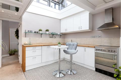 1 bedroom flat for sale, Old Church Street, London, SW3