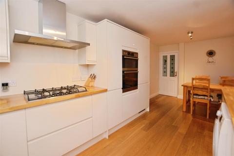 4 bedroom detached house for sale, De Aston Square, Scunthorpe