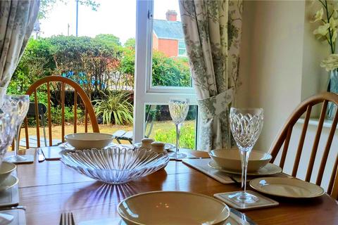 undefined, London Road, Cowplain, Waterlooville, Hampshire, PO8