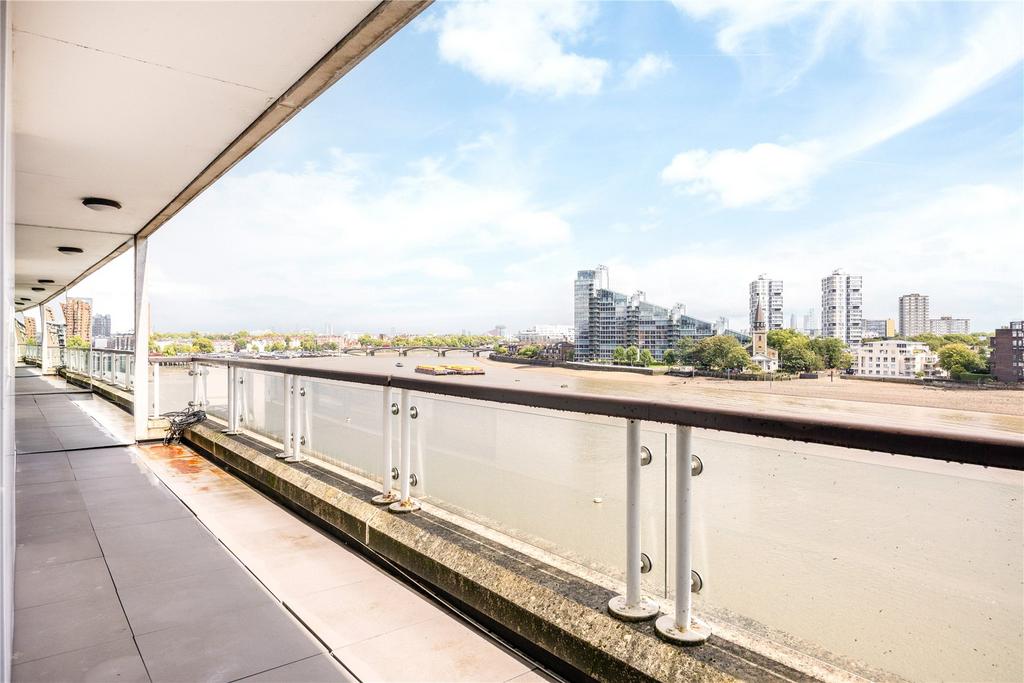 Balcony &amp; View