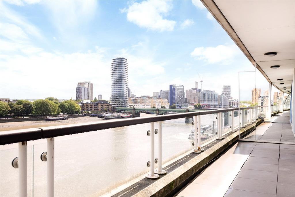 Balcony &amp; View