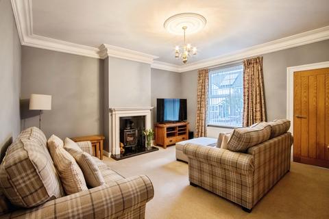 3 bedroom semi-detached house for sale, Back Green, Morley LS27