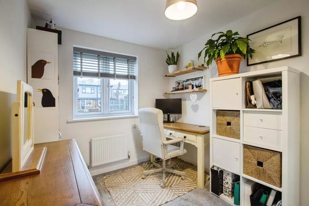 3 bedroom semi-detached house for sale - Photo 20