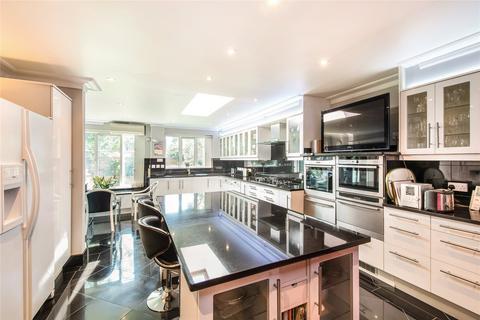 undefined, Surrey Crescent, Chiswick, London, W4