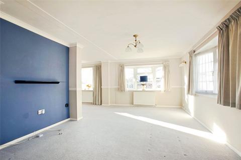 2 bedroom detached house for sale, Broadway Park, The Causeway, Petersfield, Hampshire, GU31