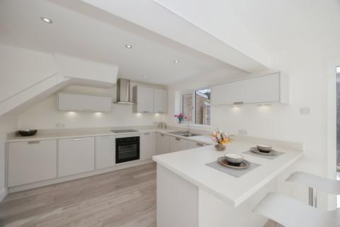 3 bedroom semi-detached house for sale, Chaplains Avenue, Waterlooville, Hampshire, PO8