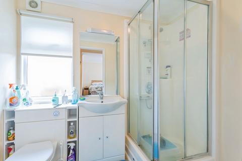 2 bedroom detached house for sale, Broadway Park, The Causeway, Petersfield, Hampshire, GU31