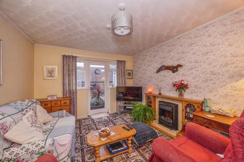 2 bedroom bungalow for sale, Rosemary Way, Horndean, Waterlooville, Hampshire, PO8