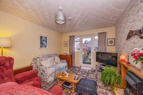 2 bedroom bungalow for sale, Rosemary Way, Horndean, Waterlooville, Hampshire, PO8