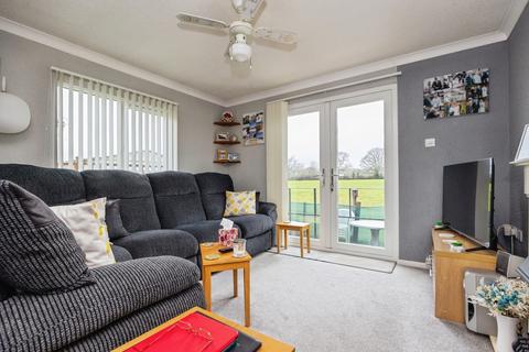2 bedroom detached house for sale, Broadway Park, The Causeway, Petersfield, Hampshire, GU31