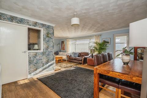 3 bedroom bungalow for sale, Laurel Road, Waterlooville, PO8