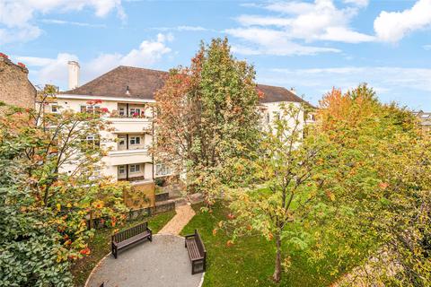 3 bedroom flat for sale, Westville Road, Shepherds Bush, W12