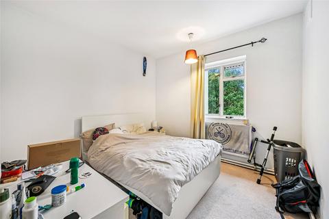 3 bedroom flat for sale, Westville Road, Shepherds Bush, W12