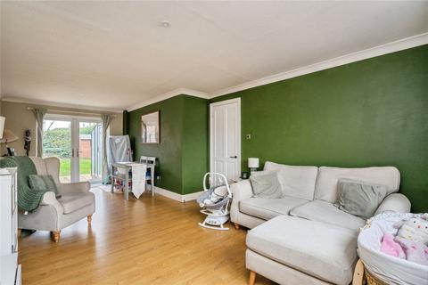 3 bedroom end of terrace house for sale, Forest End, Waterlooville, Hampshire, PO7