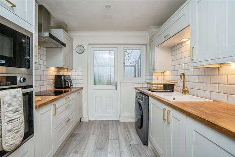 3 bedroom end of terrace house for sale, Forest End, Waterlooville, Hampshire, PO7