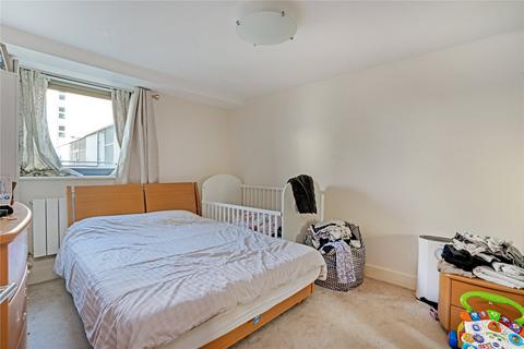 2 bedroom flat for sale, Millharbour, London, E14
