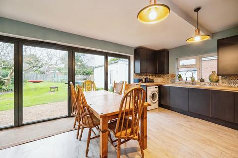 undefined, Chichester Avenue, Hayling Island, Hampshire, PO11