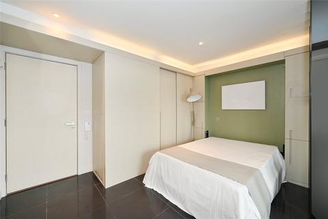 undefined, Pan Peninsula Square, London, E14