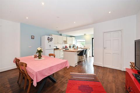 4 bedroom terraced house for sale, South Esk Road, London, E7