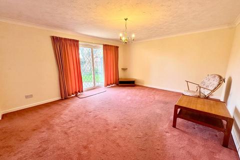 undefined, Eastoke Avenue, Hayling Island, Hampshire, PO11