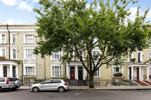 Eardley Crescent, London, SW5