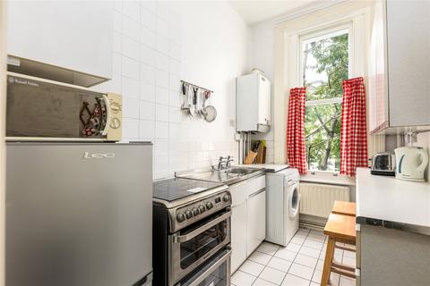 1 bedroom flat for sale, Eardley Crescent, London, SW5
