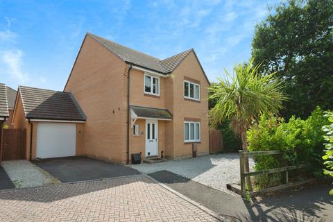 4 bedroom detached house for sale, Shute Close, HAYLING ISLAND, Hampshire, PO11