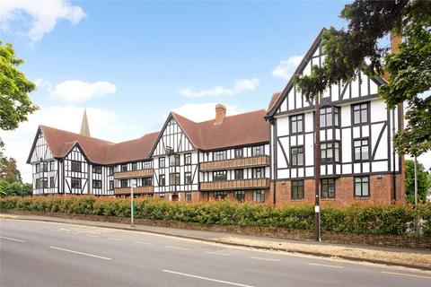 1 bedroom flat for sale, Queens Close, Lammas Lane, Esher, Surrey, KT10