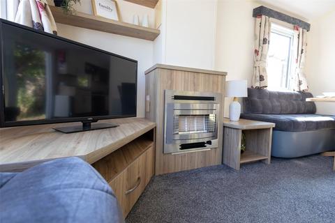 undefined, Manor Road, Hayling Island, Hampshire, PO11