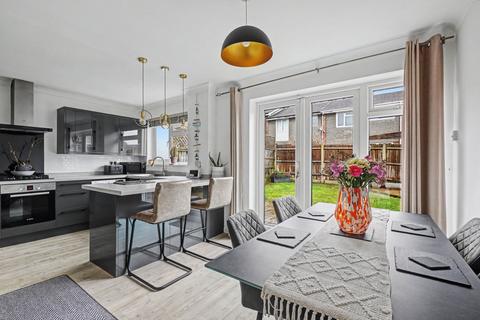 2 bedroom end of terrace house for sale, Conrad Close, Gillingham ME8