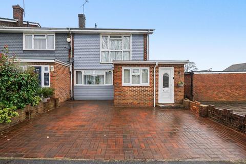 2 bedroom end of terrace house for sale, Conrad Close, Gillingham ME8