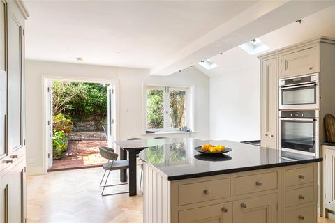 undefined, Tournay Road, London, SW6