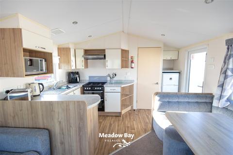 undefined, Manor Road, Hayling Island, Hampshire, PO11