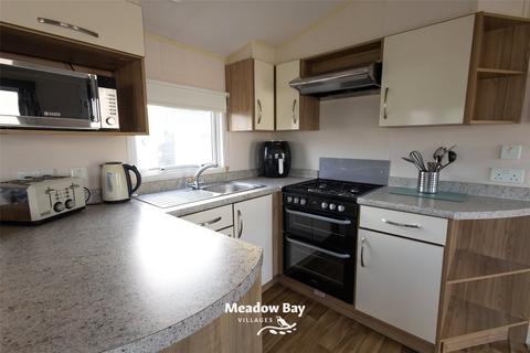 undefined, Manor Road, Hayling Island, Hampshire, PO11