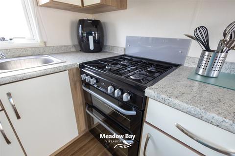 undefined, Manor Road, Hayling Island, Hampshire, PO11