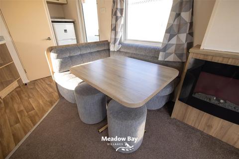 undefined, Manor Road, Hayling Island, Hampshire, PO11