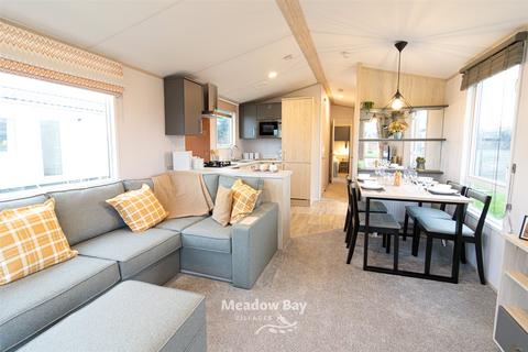 undefined, Manor Road, Hayling Island, Hampshire, PO11