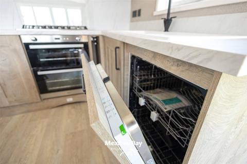 undefined, Manor Road, Hayling Island, Hampshire, PO11