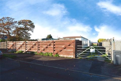 2 bedroom detached house for sale, Eastoke Avenue, Hayling Island, Hampshire, PO11