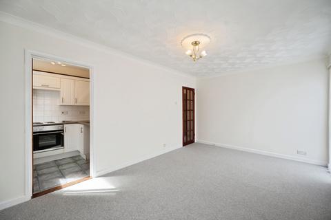 2 bedroom flat for sale, Regatta Court, 182 Southwood Road, Hayling Island, Hampshire, PO11
