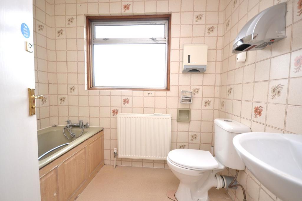 Family bathroom