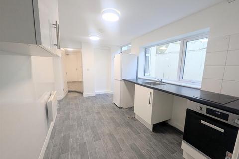 undefined, Walpole Street,Whitmore Reans