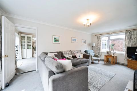 5 bedroom detached house for sale, Teal Close, Hayling Island, Hampshire, PO11