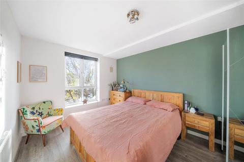 2 bedroom flat for sale, Lords Court, 16 Headingley Drive, Beckenham, BR3