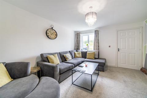 3 bedroom end of terrace house for sale, Osprey Walk, Great Park, NE13