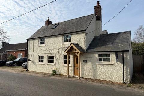 undefined, Pilley Street, Pilley, Lymington, Hampshire, SO41
