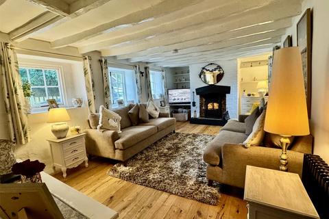 2 bedroom detached house for sale, South Street, Pennington, Lymington, Hampshire, SO41