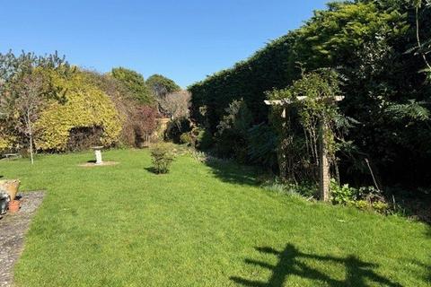 undefined, Lisle Close, Lymington, SO41