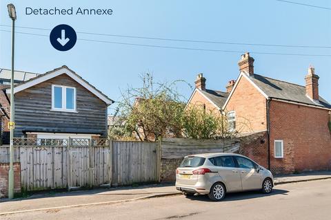 3 bedroom semi-detached house for sale, Western Road, Lymington, Hampshire, SO41