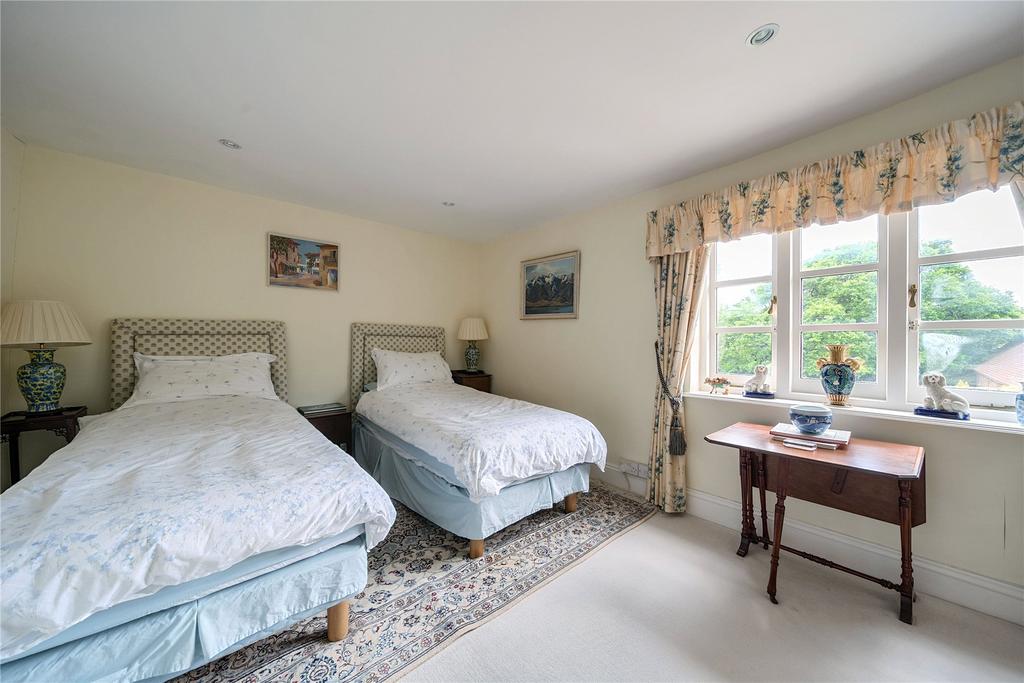 Cottage Bedroom 2